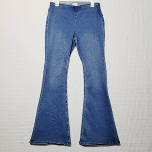 NORDSTROM INDUSTRY of REPUBLIC BELL BOTTOM Women's size M 30 Jeans stretch